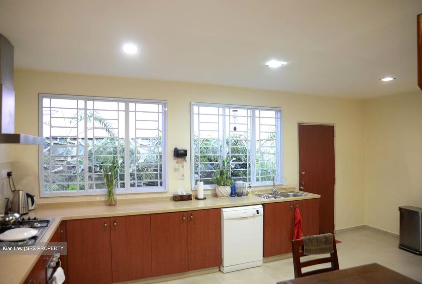 Thomson Garden Estate (D20), Terrace #525449451